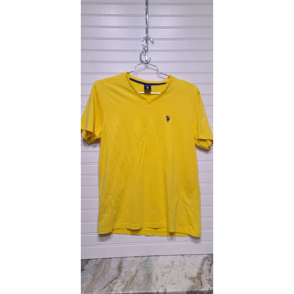 US Polo Assn Men V-Neck Yellow T-Shirt Size M NWOT